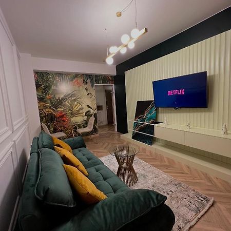 Nivas Apartments-Palace Of Culture Iasi Ngoại thất bức ảnh