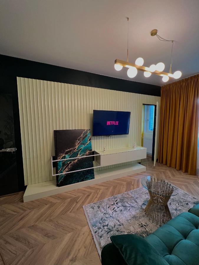 Nivas Apartments-Palace Of Culture Iasi Ngoại thất bức ảnh