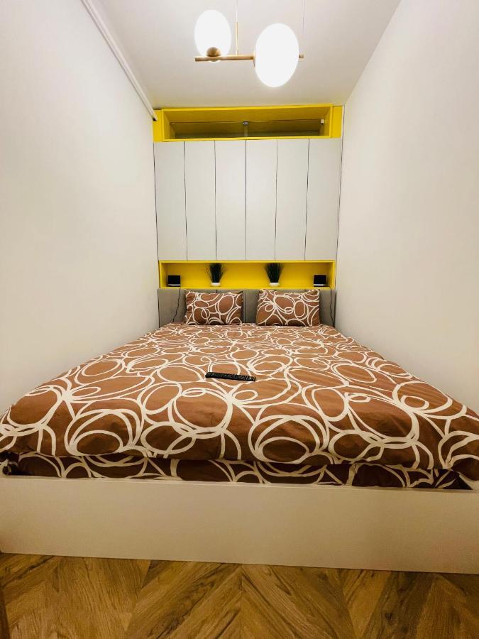 Nivas Apartments-Palace Of Culture Iasi Ngoại thất bức ảnh